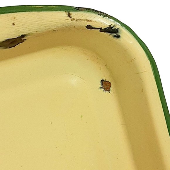 Cream and Green Enamelware Cake Casserole Pan Vintage Farmhouse Bakeware Decor - Picture 4 of 14